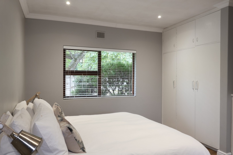 5 Bedroom Property for Sale in Vierlanden Western Cape
